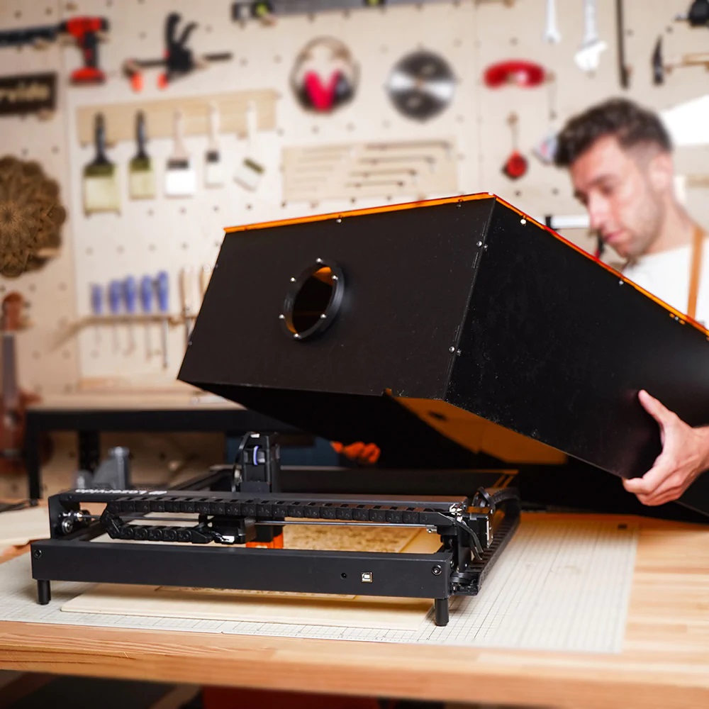 FLUX Lazervida Shield with Laser Cutter