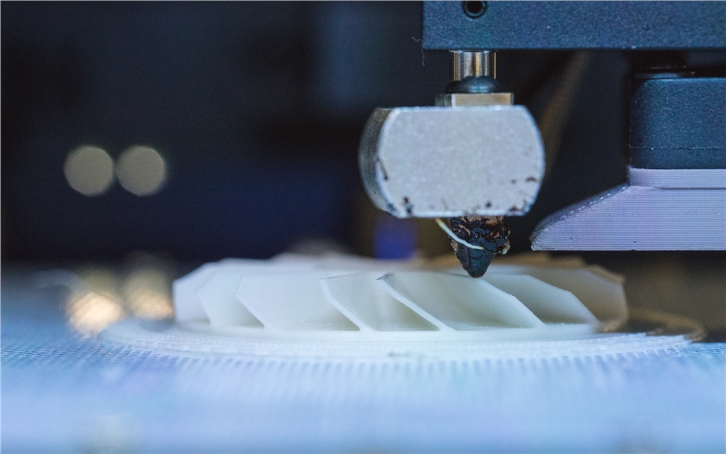 FDM列印機列印中