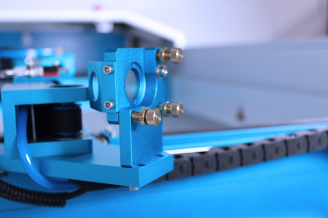 3D reflecting mirrors mount for Nova system