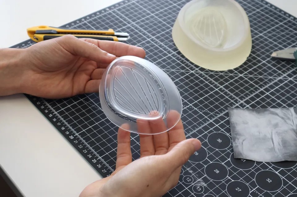 Mayku Multiplier 上採(cǎi)用 PMMA 製成的 Carlight 部件